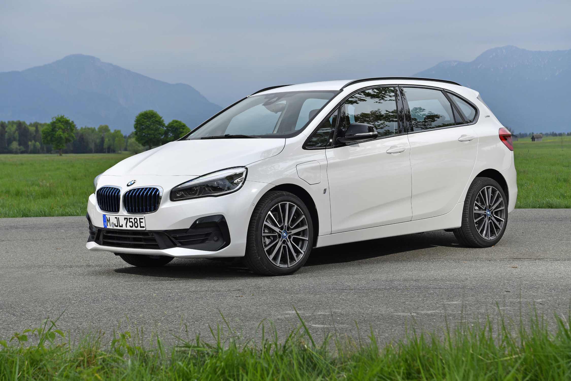 Bmw 225 plug clearance in hybrid