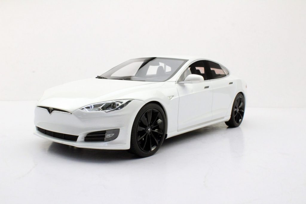 Tesla Model S Long Range