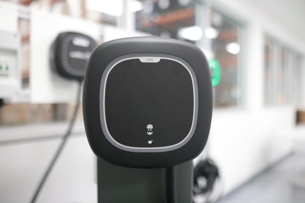 your charging, power, app, 22kw, wallbox pulsar, elektromos autó, type 2, pulsar plus, power sharing, mywallbox business, up to, pulsar pro is, megosztott töltési