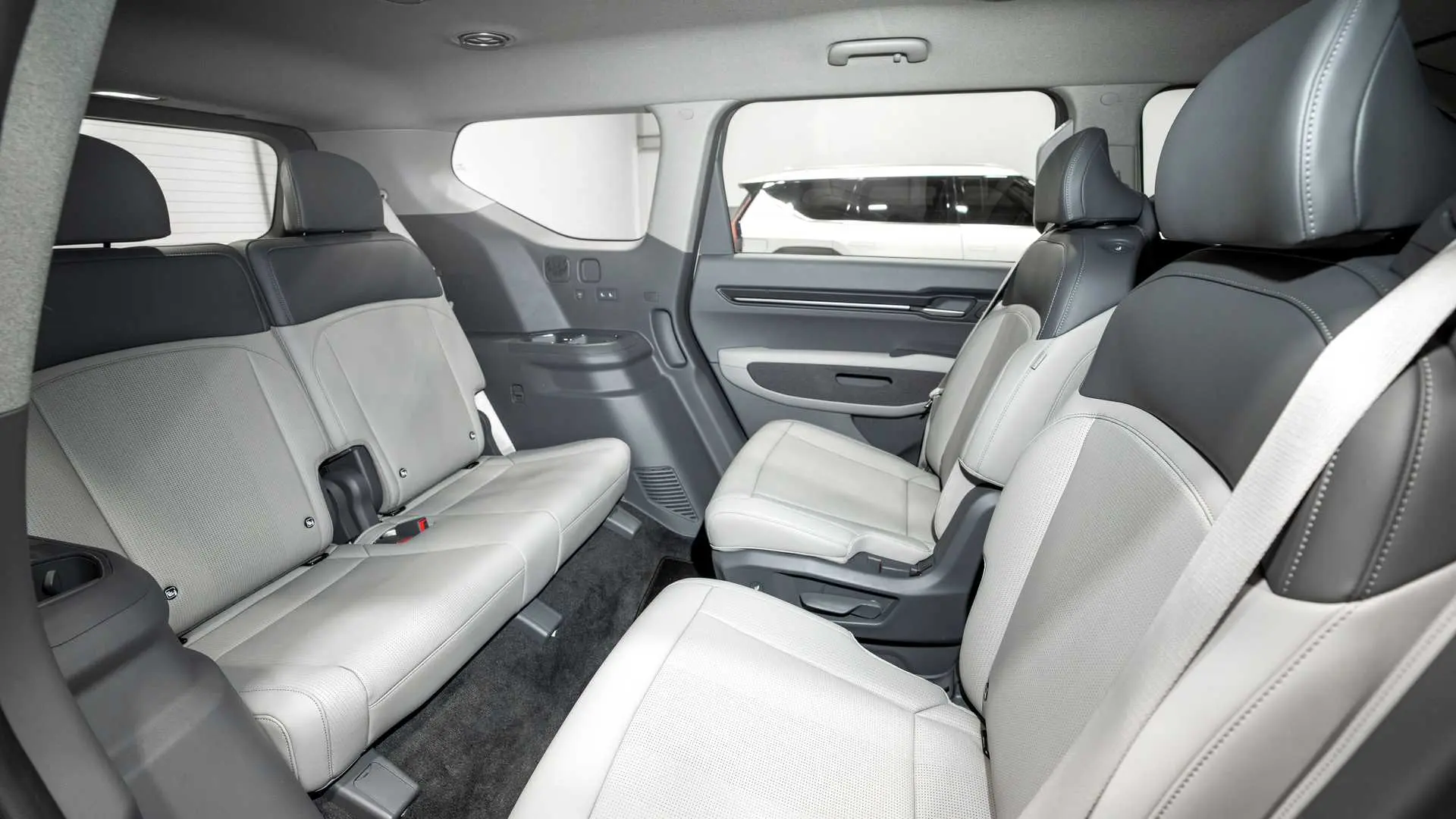 hyundai ioniq 9,lehetővé teszi,160 kw,villanymotor,funkciók,ívelt,utánfutó,esetében,függően,töltöttségi,tükrökkel