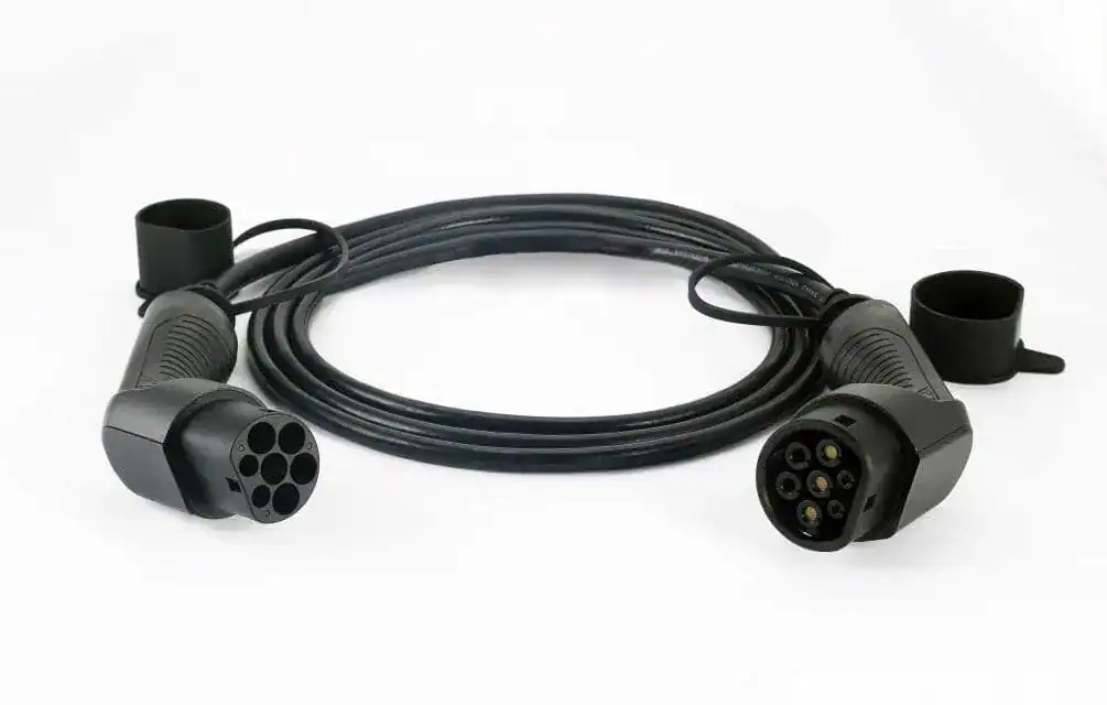 Használt elektromos autó (1) Elektromos autó töltőkábel használt villanyautó töltéséhez, amelyet elektromos autót vásárlók gyakran használnak otthoni töltéshez, különösen amikor használt elektromos autó mellé érdemes megfelelő töltőkábelt venni. A tesla model 3 hoz is kiváló.