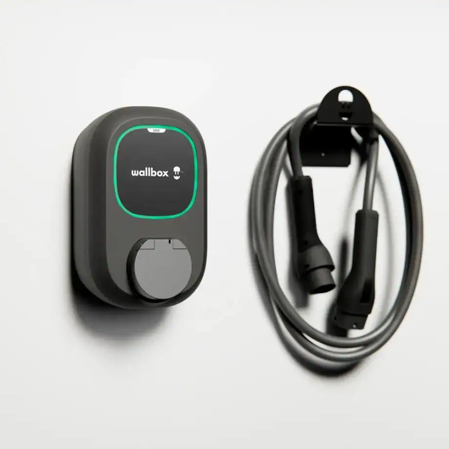 Wallbox Pulsar Max Csatlakozóval